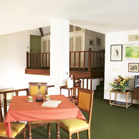 Glicine Villa *
